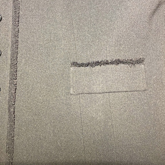 Women’s Talbot Black Dress Blazer Size 16 with Beautiful Beaded Sleeves - Picture 6 of 7